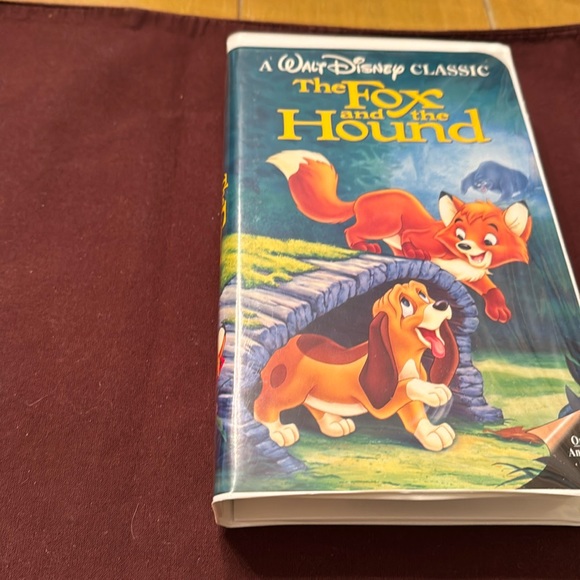 Disney Other - Disney Black Diamond VHS : A Walt Disney Classic: The Fox and the Hound